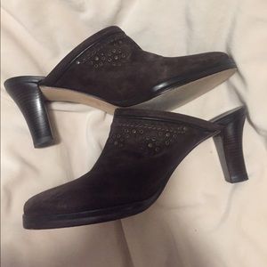 ✅ Cole Haan Slip Ons